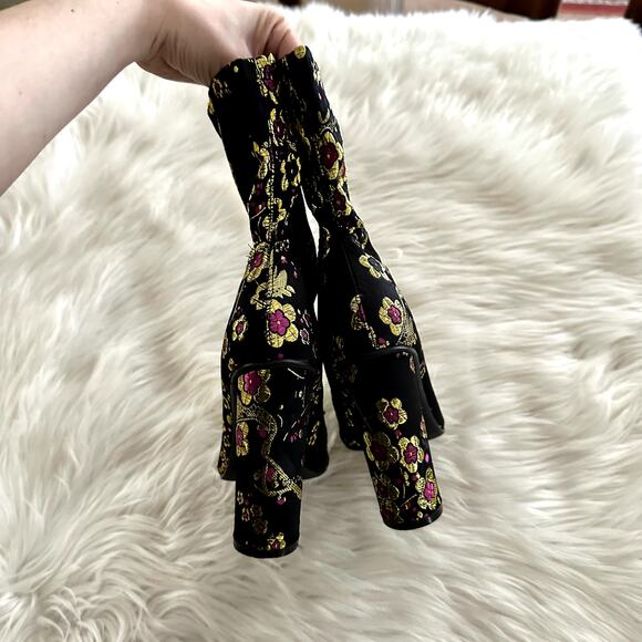 Cape Robbin Cherry Blossom Embroidered Boot Sz 8.5 - Picture 6 of 11